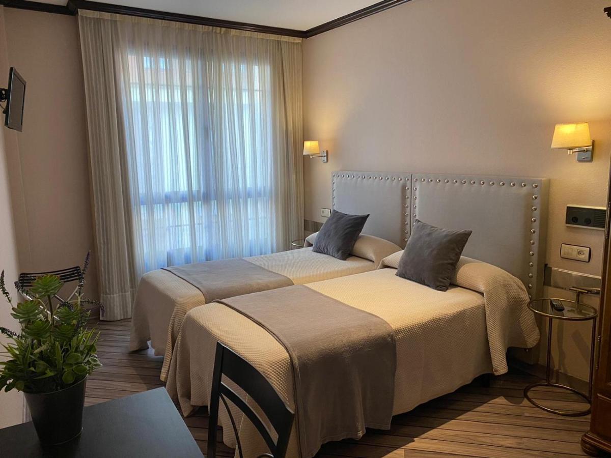 Hotel Los Molinos يانس المظهر الخارجي الصورة